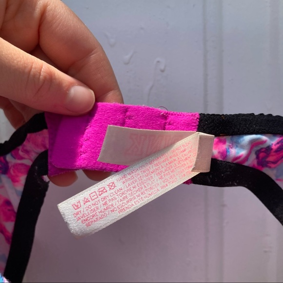PINK Victoria secret push-up bra , extra padding - Picture 6 of 11